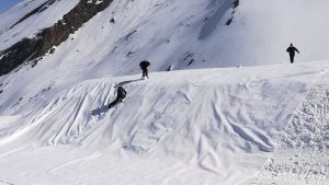 Coverice Snowfarming Schneedepot Bild1